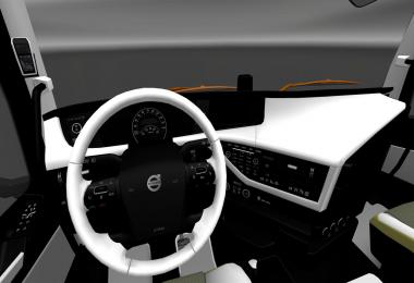 Volvo 2012 White/Black Interior