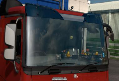 Table & wind-shield set for Actros MP3 v1.11