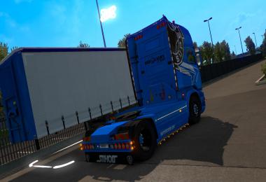 Scania super blue + stickers 1.35