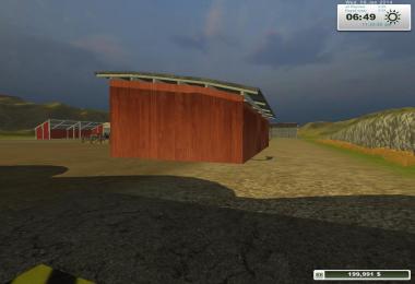 Shed with pallet rack