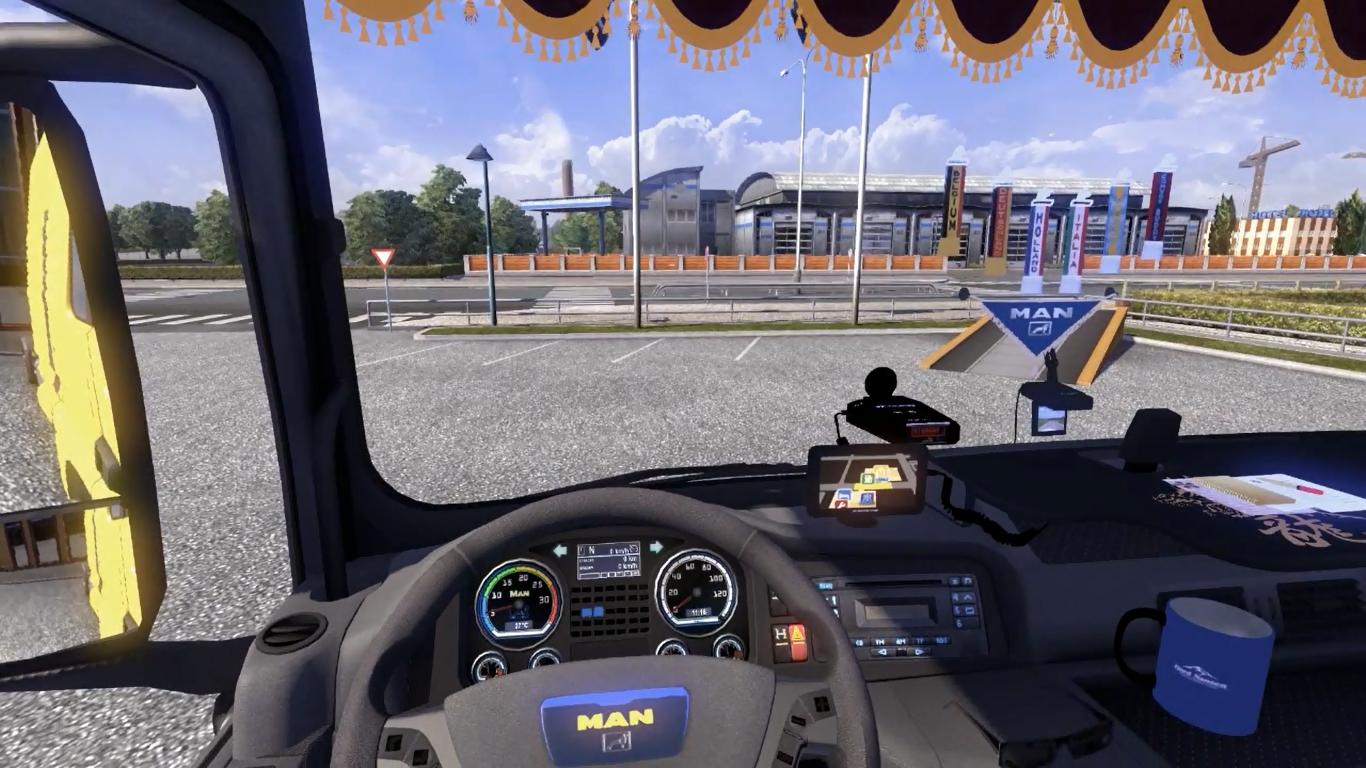 Евро трек симулятор автобусы. ETS 2 салоны внутри. Салоны грузовиков в ETS 2. Игра симулятор 2 дилер ман Iveco. ETS 2 автосалоны внутри.