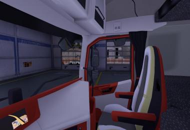 Volvo 2013 Red interior