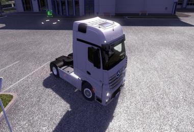 Mercedes Benz Actros MP4 + Interior v2.2