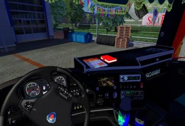 Interior with accesories for Scania R 700 v1.0