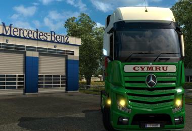 Mercedes-Benz Actros MP4 Cymru (Wales) Paintjob v1