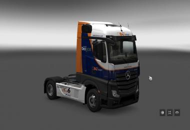 Howard Tenens Mercedes MP4 Skin 1.22
