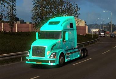 Volvo 670 Blue Skin