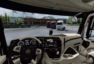 Mercedes Benz MP4 CMI Beige Brown Interior 1.30