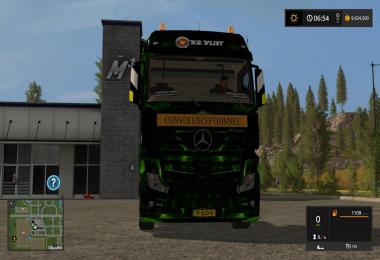 Mercedes VanderVlist Green Abstract v1.0