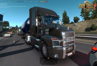 Mack Anthem 2018 in Traffic 1.32.x