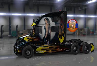 Volvo VNL 2018 Truck Two Metallic Skins Racing 1.34.x