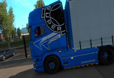 Scania super blue + stickers 1.35