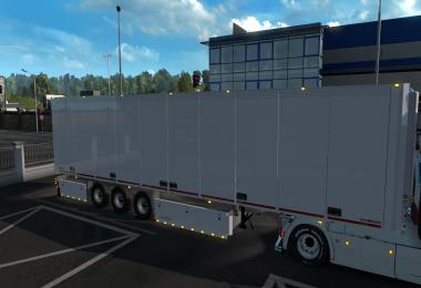 Schmitz refrigerated semi-trailer owned for 1.36