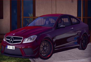 Mercedes-Benz C63 AMG 1.35-1.36