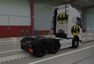 SKIN VOLVO FH16 2012 BATMAN 1.37