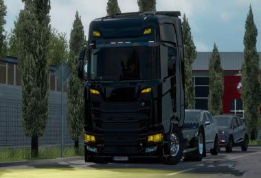 Yellow Light Trucks Standalone v1.0