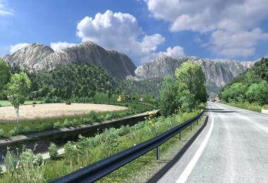 House in Italy with garage, refuel, parking and service [1.37+] 1.0