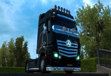 MB New ACTROS PACK 6 TRUCKS MULTIPLAYER + TRUCKERSMP v1.0