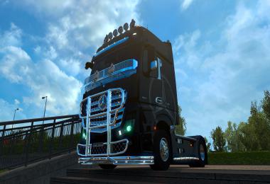 MB New ACTROS PACK 6 TRUCKS MULTIPLAYER + TRUCKERSMP v1.0