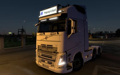 BIG LIGHTBOX VOLVO FH5 2020 HAPAG LLOYD 1.0 1.43