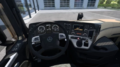 Actros Plus: New Actros MP4 Cabin Overhaul v1.1 1.44