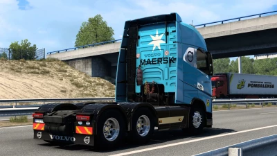 SKIN MAERSK VOLVO FH 2012 1.0 1.40 1.47
