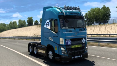 SKIN MAERSK VOLVO FH 2012 1.0 1.40 1.47