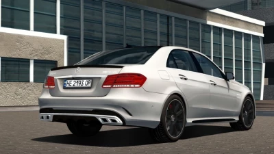 Mercedes-Benz E63 AMG W212 2015 v1.0