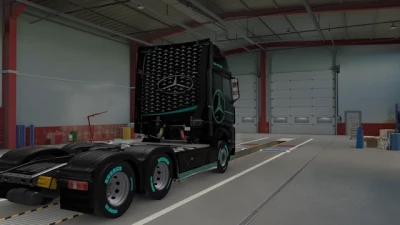 Simple Mercedes Skin v1.0