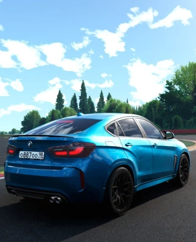 2021 BMW X6M v1.0