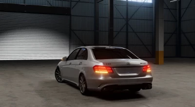 Mercedes Benz E-Class W212 v0.32