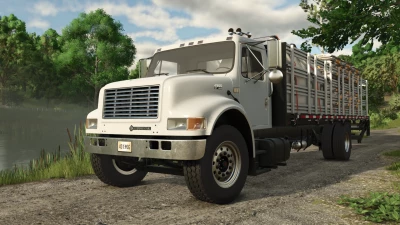International 4900 Stakebed v1.0.0.0