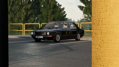 BMW 5-Series E12 v1.0