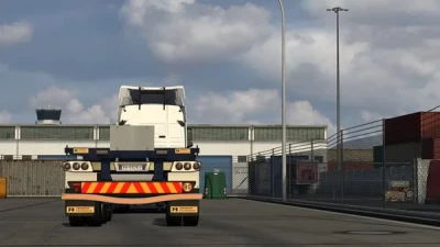 Henred Fruehauf trailer pack and skeletal trailer 1.55