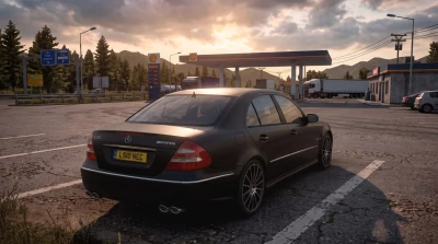 Mercedes Benz E55 AMG W211 v1.62