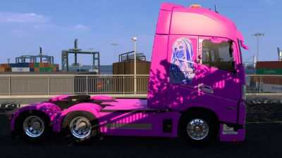 8K WOMAN WITH A MASK VOLVO FH5 17 07 2026 1.40 1.61