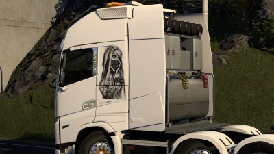 8K WOMAN WITH A MASK VOLVO FH5 17 07 2026 1.40 1.61