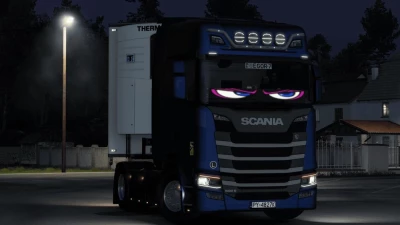 Animated LED Window Devil Eyes v1.0