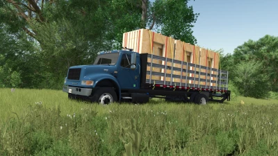 International 4900 Stakebed v1.3.0.0