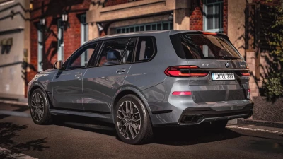 BMW X7 (G07) v1.0