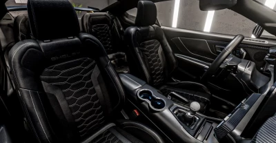 2025 Ford Mustang S650 with CarPlay! v2.2 0.39.x