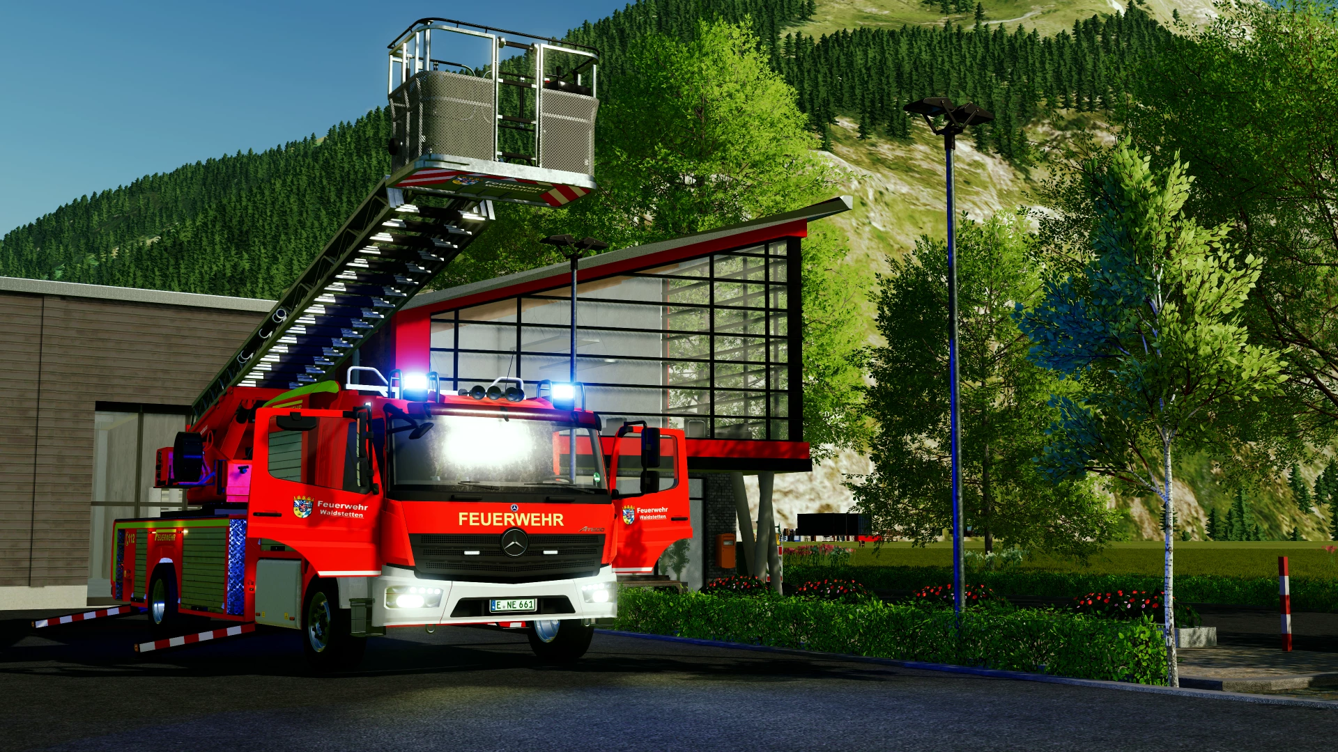 Neue Drehleiter für Ls22