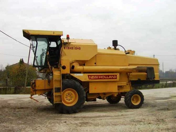 New Holland 8080